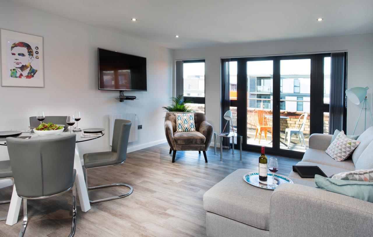 Cotels At 7Zero1 Serviced Apartments - Modern Apartments, Superfast Broadband, Free Parking, Centrally Located Milton Keynes Exterior foto